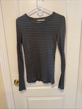 Vince Black and Gray Striped Long-Sleeve Crewneck Top
